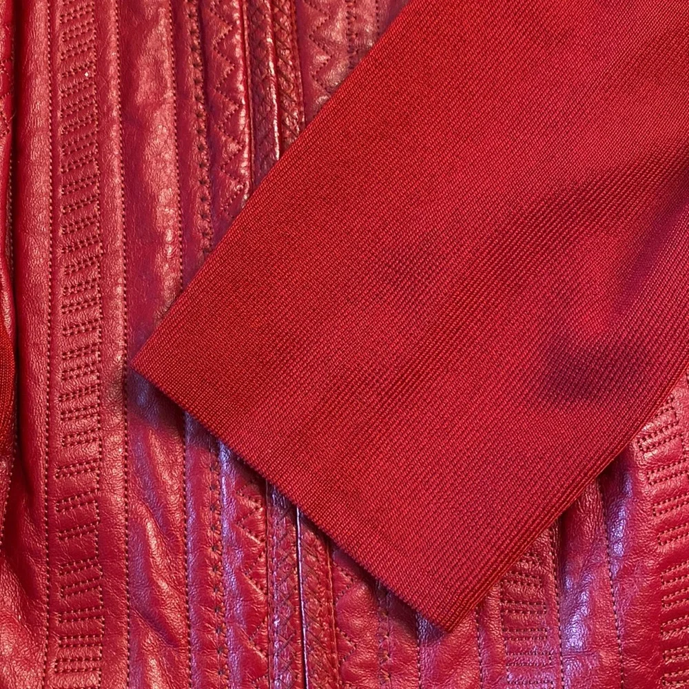Peter Nygard Red Leather/Knit Jacket, - Picture 8 of 10